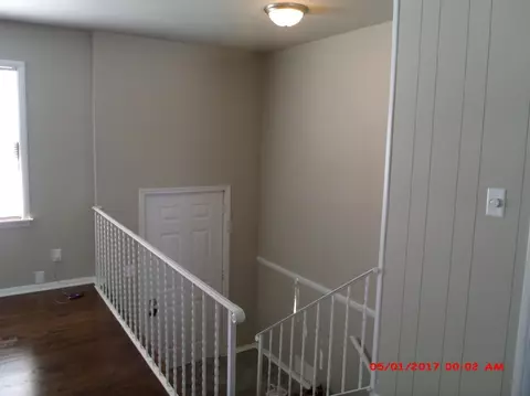 1049 N Lafayette St, Griffith, IN 46319 photo 6