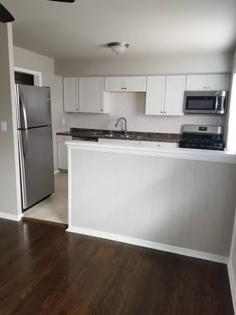 1049 N Lafayette St, Griffith, IN 46319 photo 10