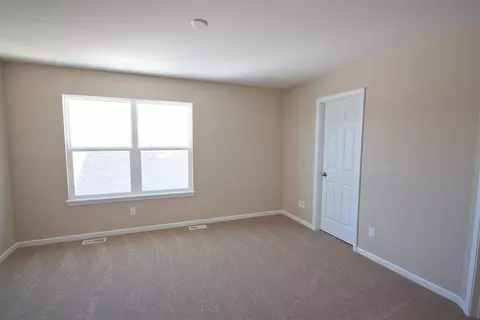 11384 Kentucky St, Crown Point, IN 46307 photo 5