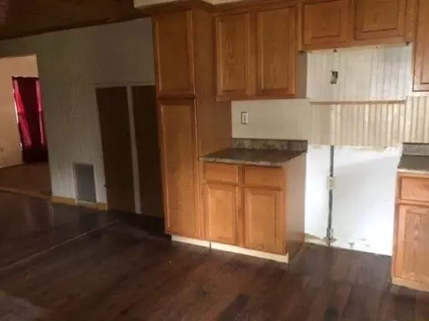 2700 W 41st Pl, Gary, IN 46408 photo 7