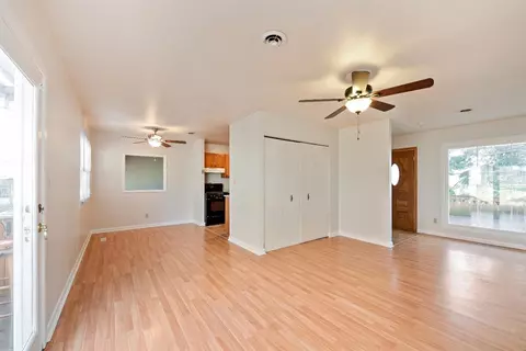 720 James Pl, Griffith, IN 46319 photo 5