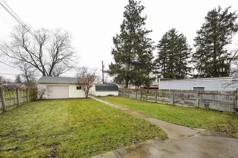 222 E Beam St, Porter, IN 46304 photo 10