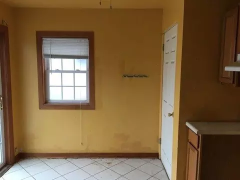 563 King St, Gary, IN 46406 photo 7