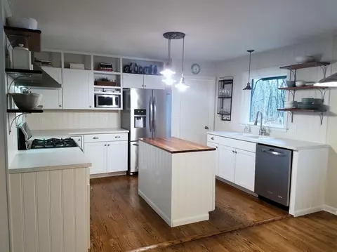 352 N Jasper St, Gary, IN 46403 photo 5