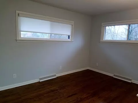 352 N Jasper St, Gary, IN 46403 photo 10