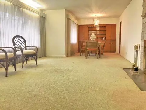 147 W Oak Ave, Griffith, IN 46319 photo 5