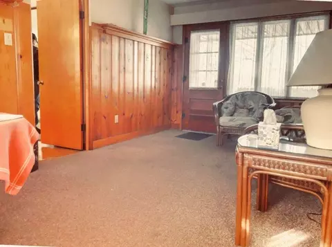 147 W Oak Ave, Griffith, IN 46319 photo 3