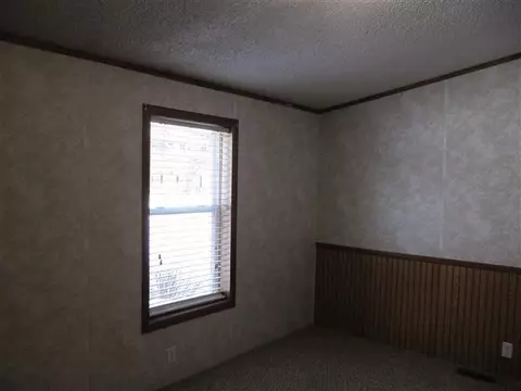 2781 E 1065, De Motte, IN 46310 photo 7