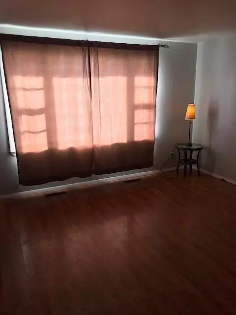 617 Cherry St, Hammond, IN 46324 photo 5