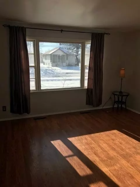 617 Cherry St, Hammond, IN 46324 photo 2