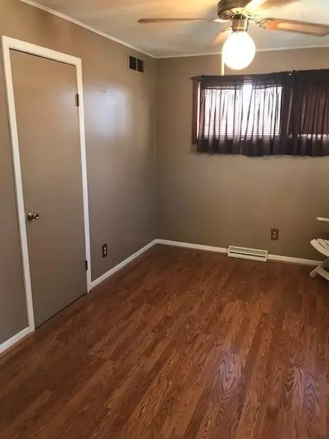 617 Cherry St, Hammond, IN 46324 photo 7
