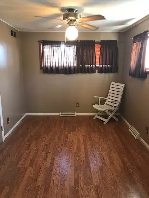 617 Cherry St, Hammond, IN 46324 photo 6
