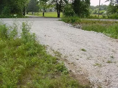 1200 W De, De Motte, IN 46310 photo 3