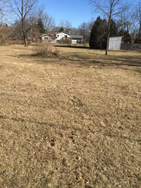 1200 W De, De Motte, IN 46310 photo 4