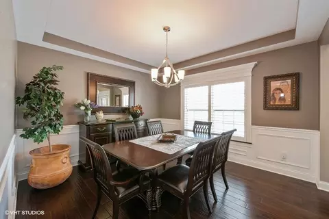 9791 Garden Way, Saint John, IN 46373 photo 4