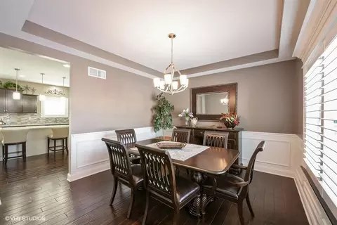 9791 Garden Way, Saint John, IN 46373 photo 5