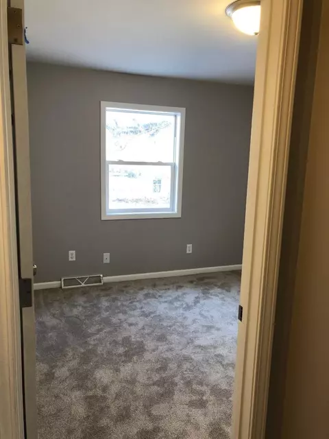 7218 Parrish Ave, Hammond, IN 46323 photo 10