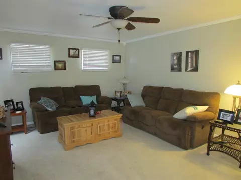 337 S Park Dr, Griffith, IN 46319 photo 7