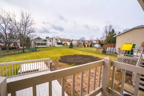 3129 Devonshire Cir, Crown Point, IN 46307 photo 8