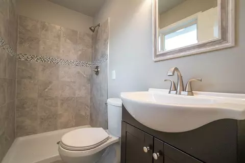 3129 Devonshire Cir, Crown Point, IN 46307 photo 4
