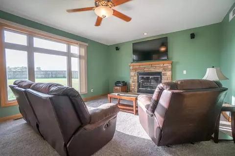 10075 Springlake Rd, Saint John, IN 46373 photo 9