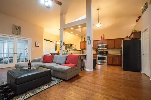 524 Aster Ln, Griffith, IN 46319 photo 5