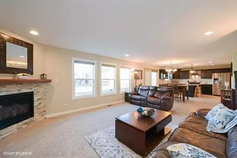 1148 Jeanne Ct, Crown Point, IN 46307 photo 4