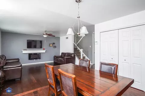 13151 Hayes St, Crown Point, IN 46307 photo 3