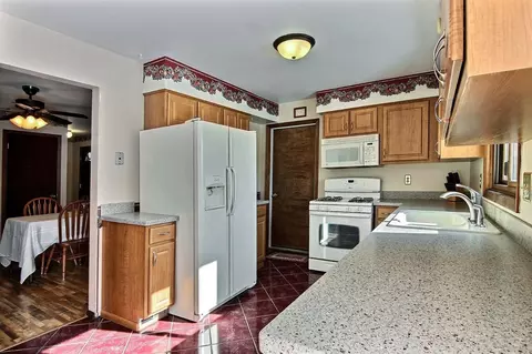 445 Northgate Dr, Crown Point, IN 46307 photo 5