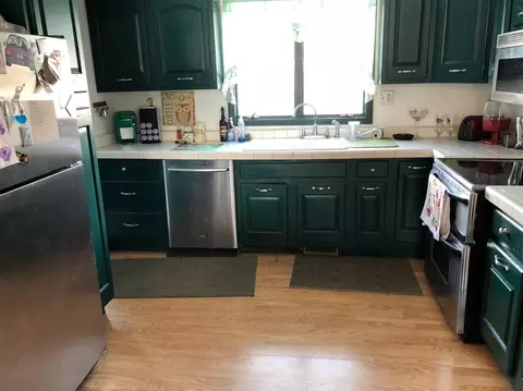 7410 S Rustic Dr, De Motte, IN 46310 photo 7