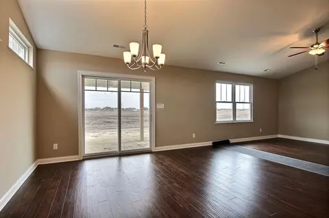 10582 Juniper Ln, Saint John, IN 46373 photo 6