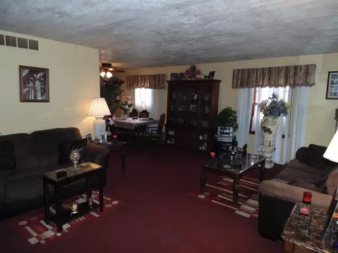 1700 Roosevelt Pl, Gary, IN 46404 photo 5