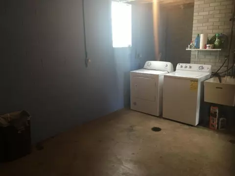 1418 N Wood St, Griffith, IN 46319 photo 9