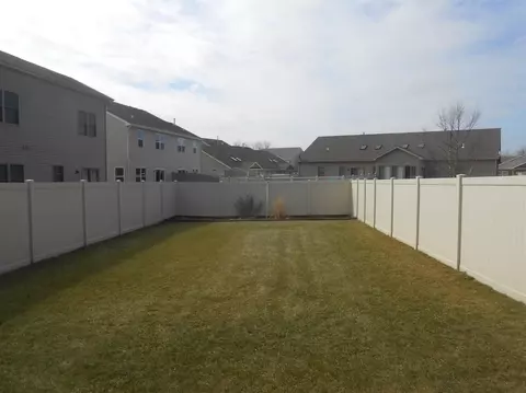 1222 Thistle Ave, Griffith, IN 46319 photo 3
