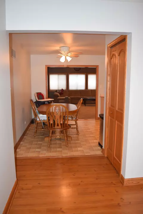 452 Willow Ln, Dyer, IN 46311 photo 6