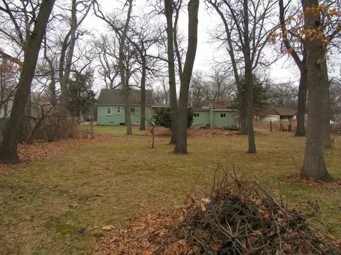 4026 Ross Rd, Gary, IN 46408 photo 2