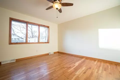 124 N Cline Ave, Griffith, IN 46319 photo 9