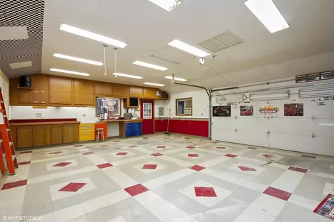 17815 Exchange Ave, Lansing, IL 60438 photo 10