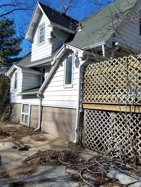 8733 Pine Ave, Gary, IN 46403 photo 4