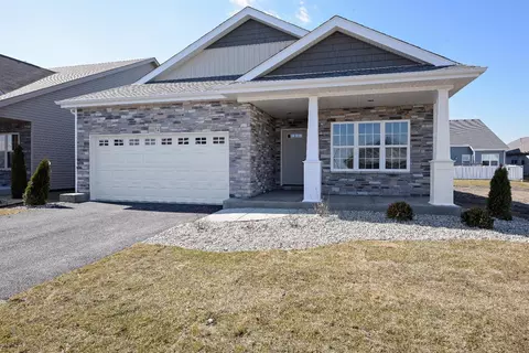 10174 Privet Dr, Crown Point, IN 46307 photo 4