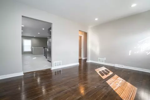 218 N Jay St, Griffith, IN 46319 photo 9