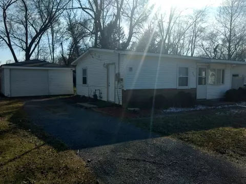 403 Strongbow Trl, Porter, IN 46304 photo 1
