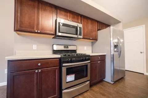 415 W Central St, Wheatfield, IN 46392 photo 7