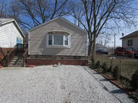 1165 Mount St, Gary, IN 46406 photo 3