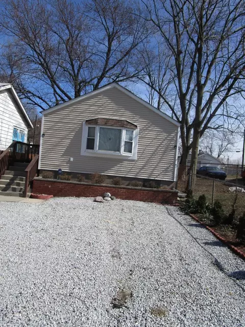 1165 Mount St, Gary, IN 46406 photo 2