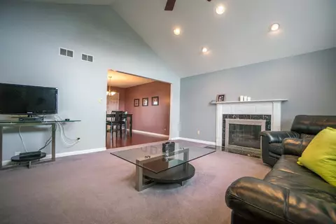 706 N Forest Ave, Griffith, IN 46319 photo 5