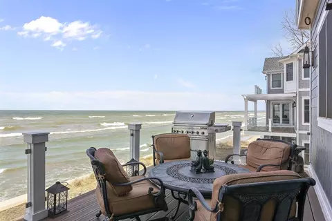2116 Lake Shore Dr, Long Beach, IN 46360 photo 9