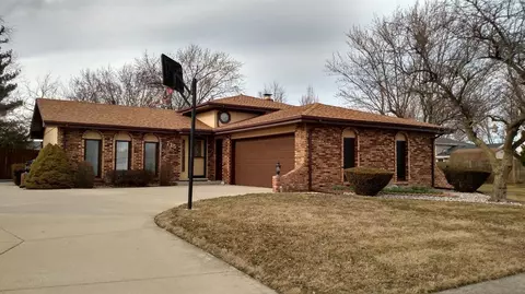 715 Cherry Hill Rd, Dyer, IN 46311 photo 1