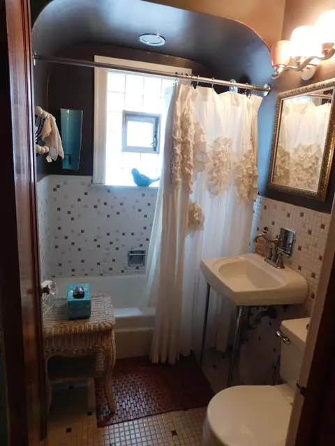 1708 Parkview Ave, Whiting, IN 46394 photo 6