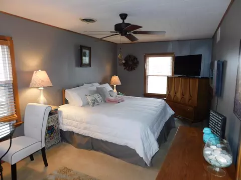1708 Parkview Ave, Whiting, IN 46394 photo 10